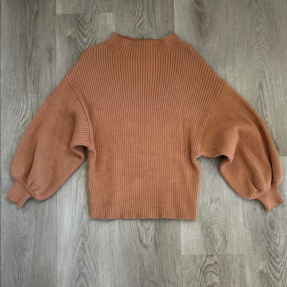 Line & Dot Rust Sweater